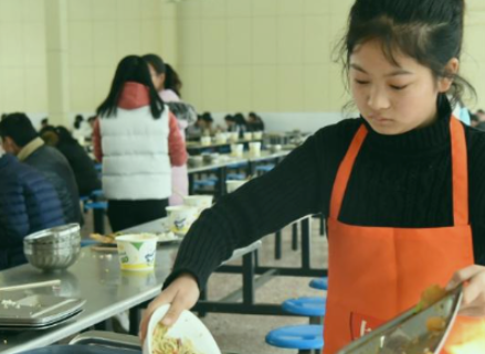 适合在校大学生的兼职，不耽误学习教你如何赚外快零花钱！